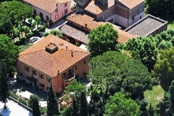 Villa Maya (Cascina)